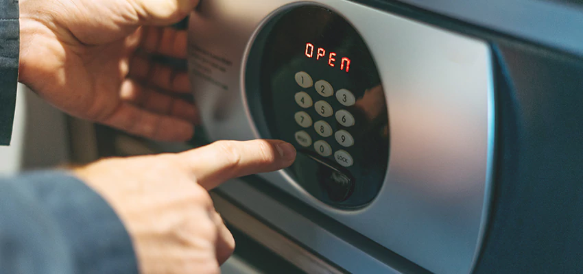 Cash Safe Openers in Pismo Beach, California